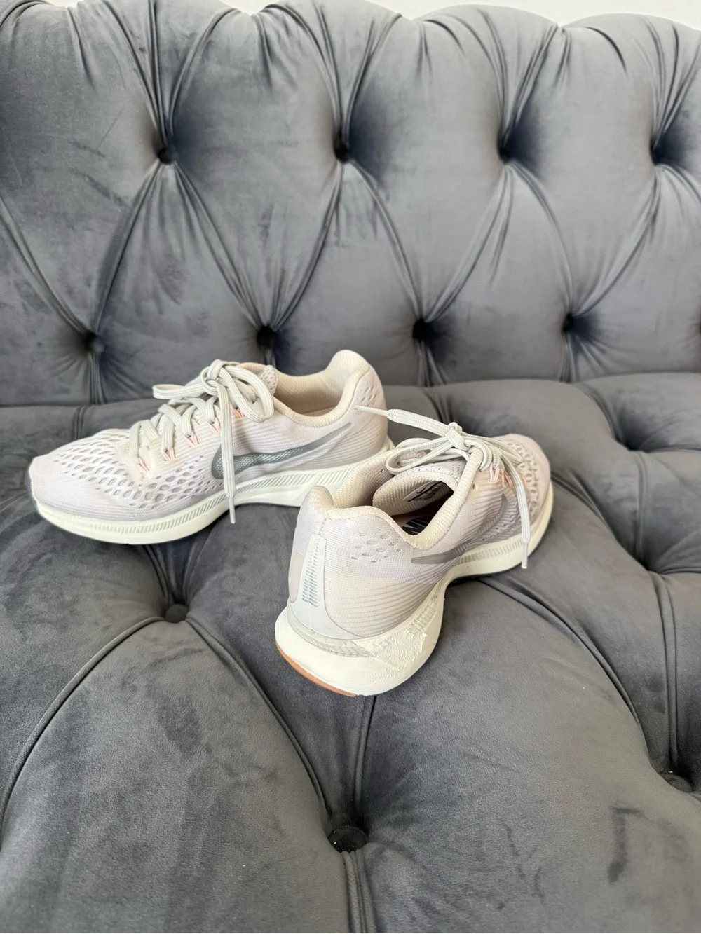 Nike light gray